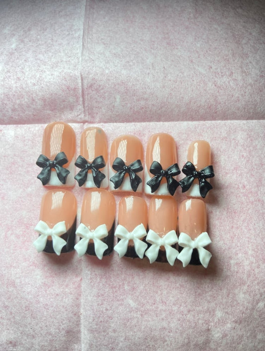 Bow nails🎀