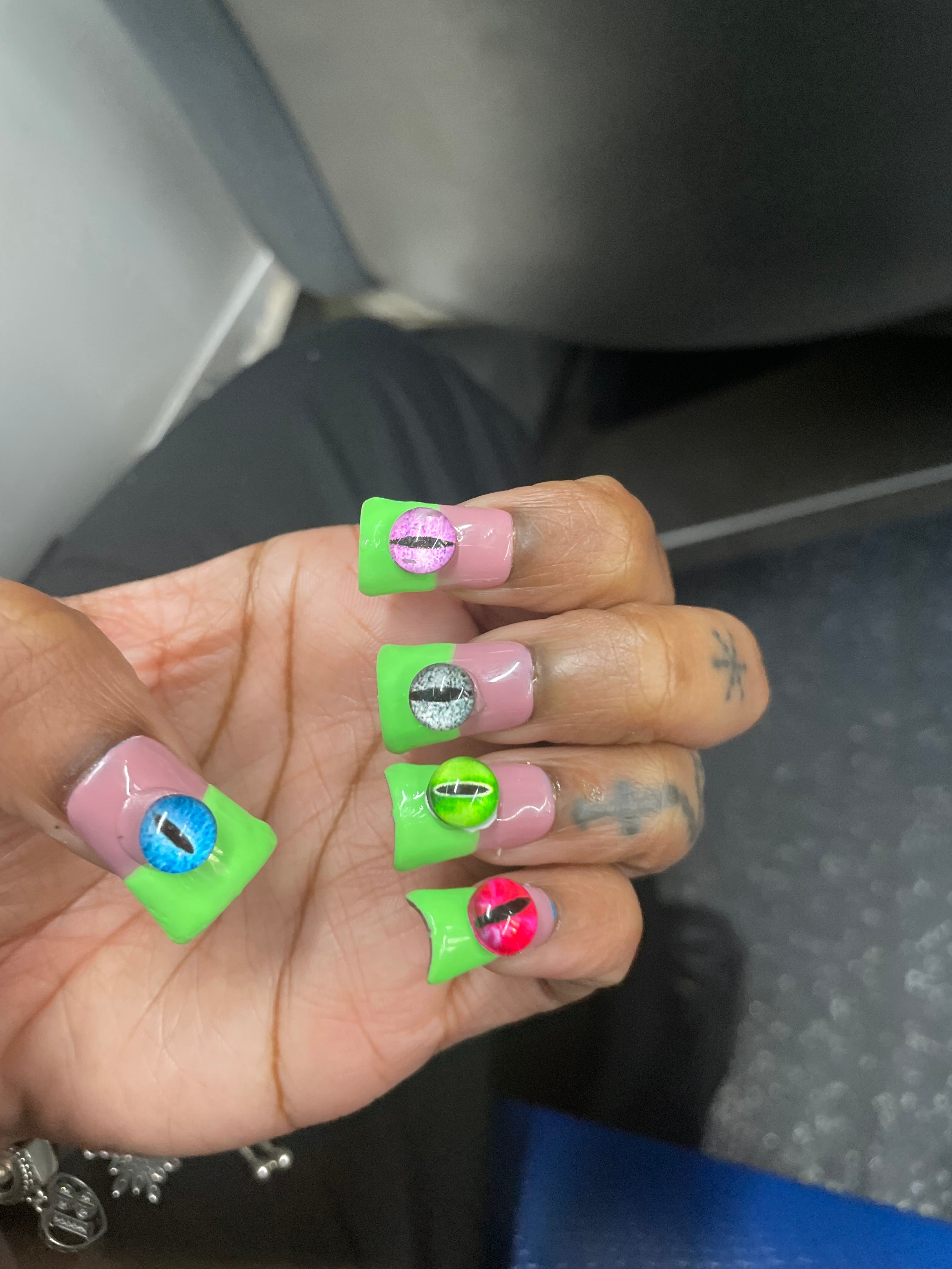 Eye Nails🤍