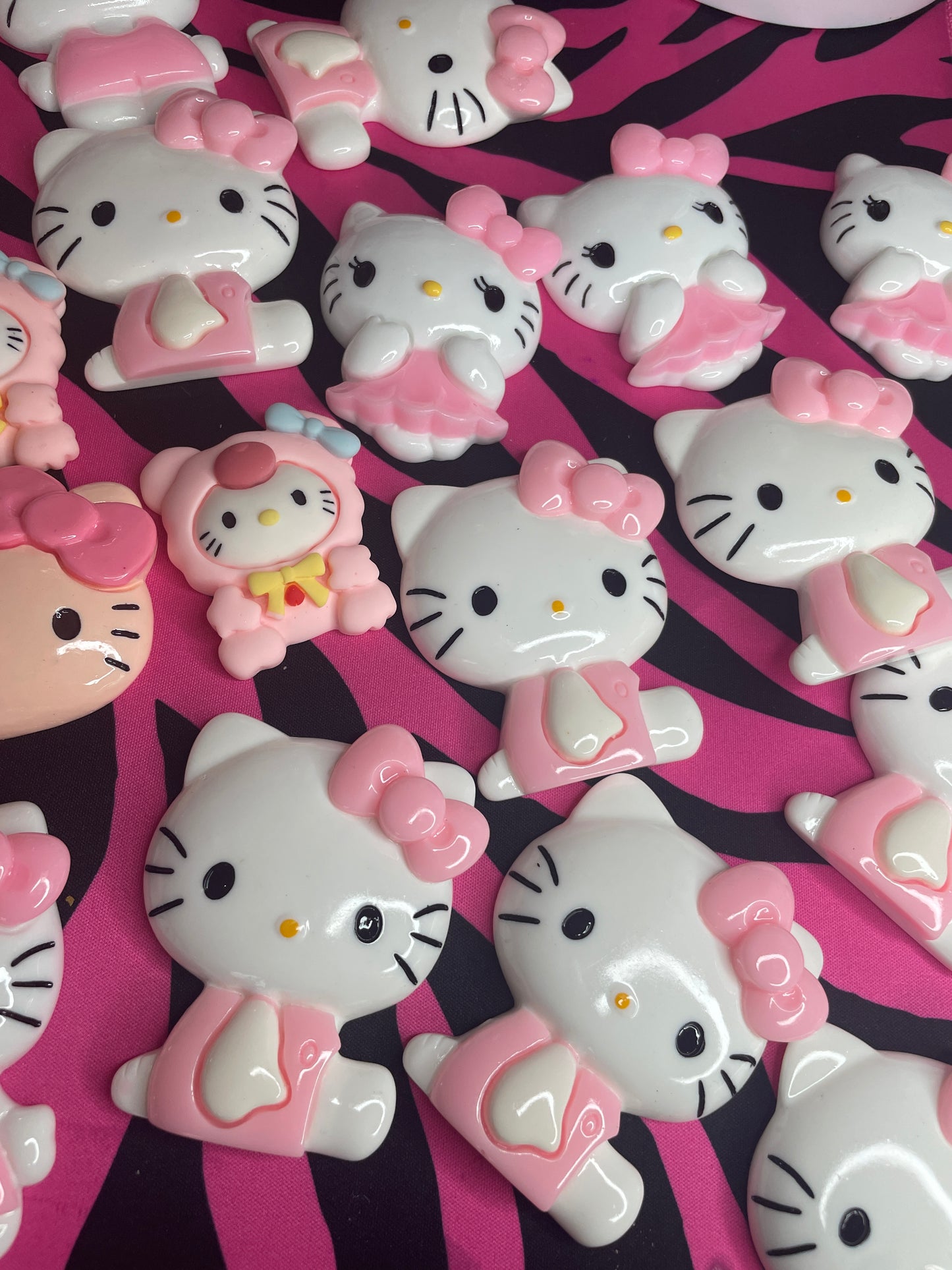 Hello kitty body