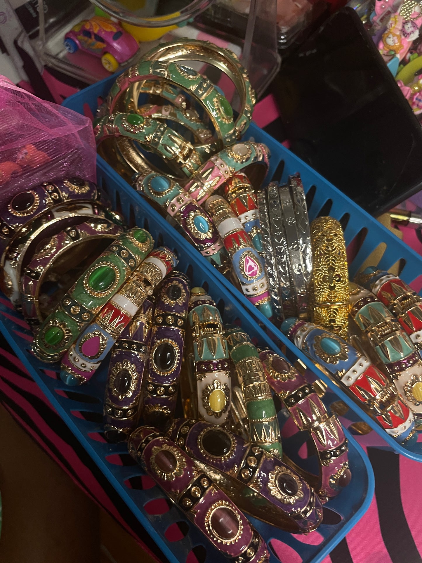 Beauty Bangle