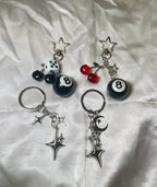 8 ball keychain 🎱