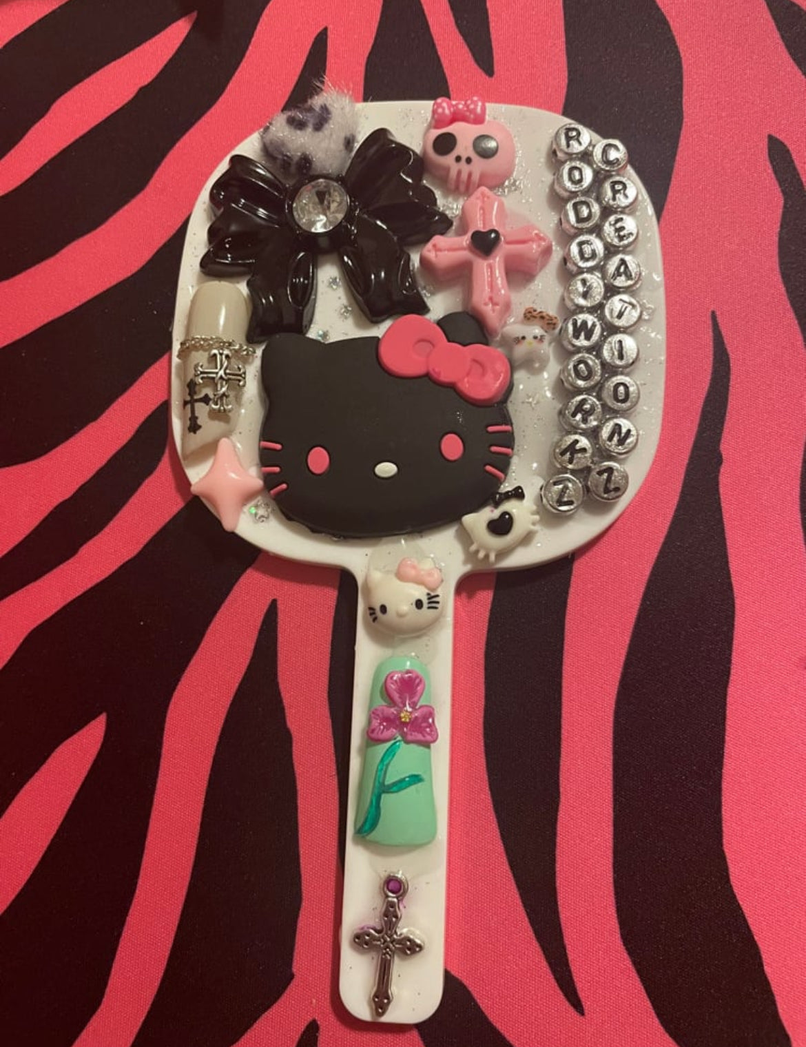 Junk mirror