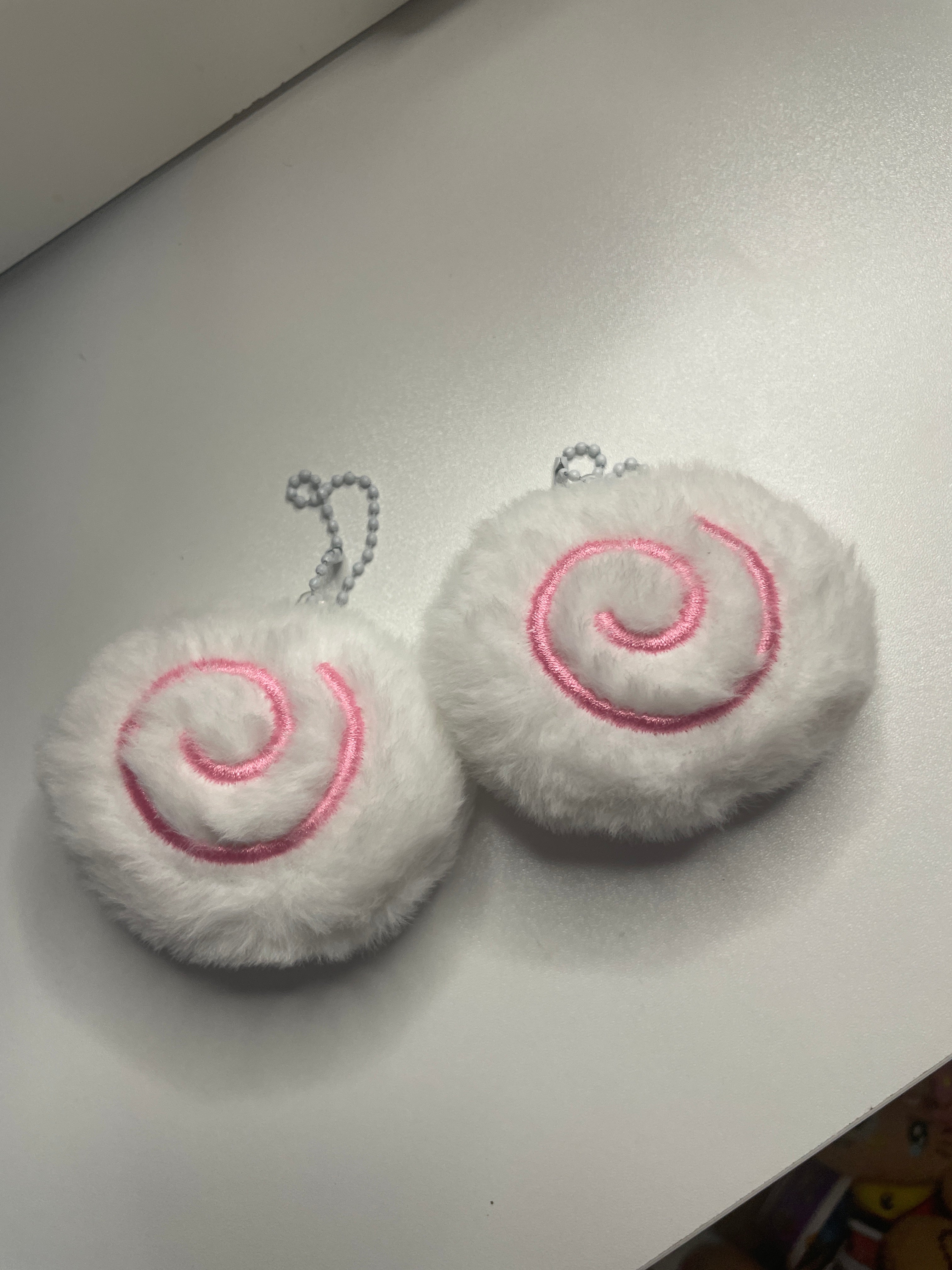 Swirl keychain